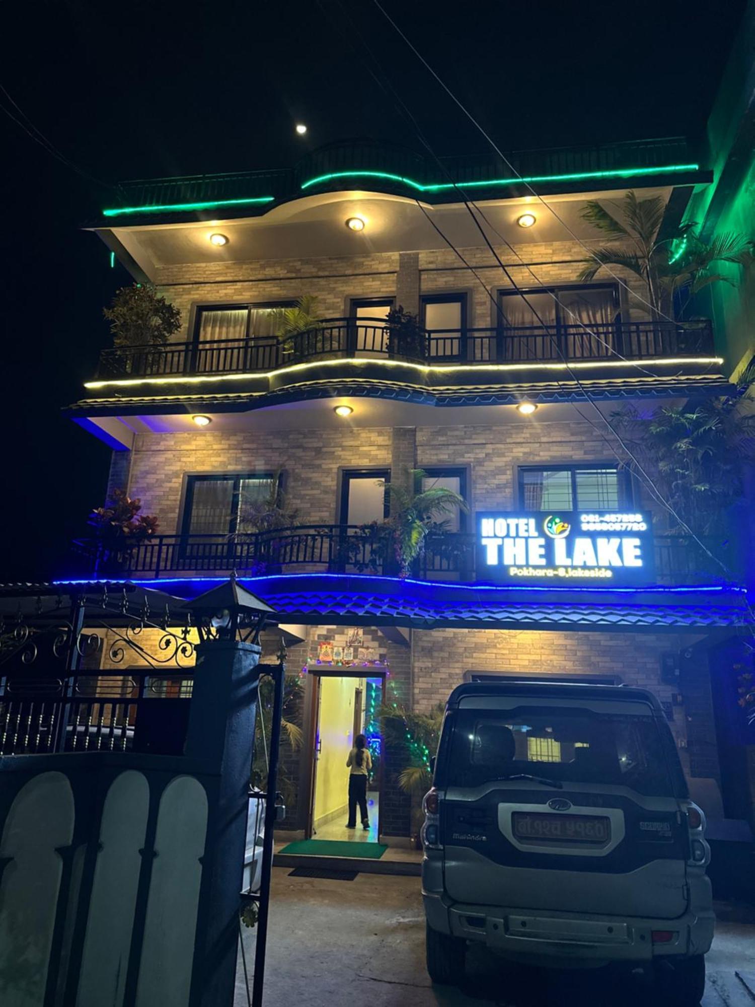 Hotel The Lake Pokhara Exterior foto